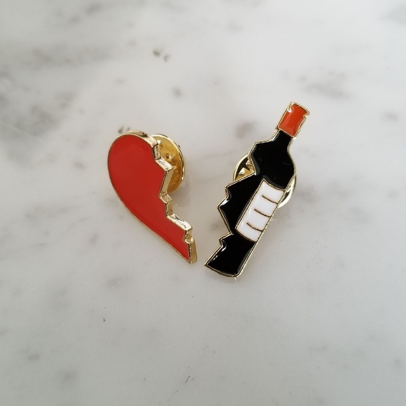 Jewelry - 2 pc Broken Heart Wine Bottle Pin Set